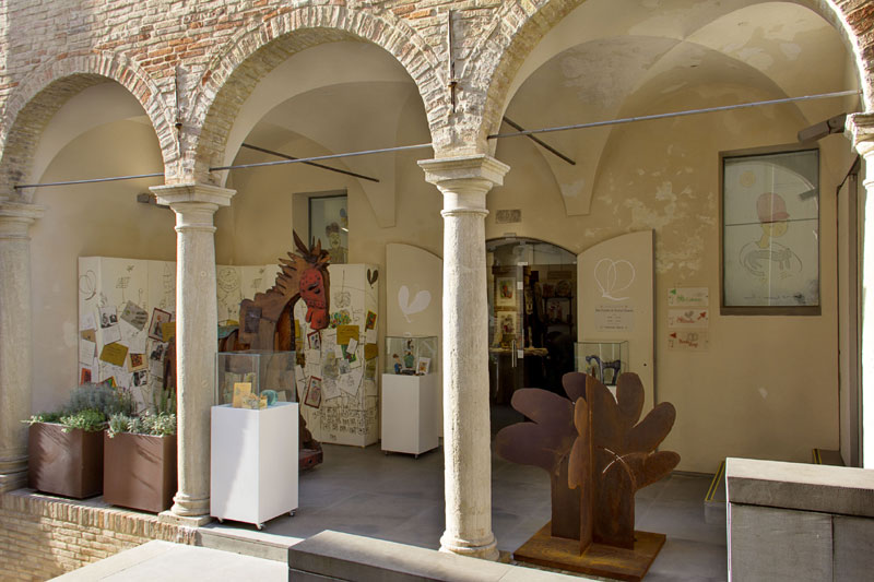 link to Tonino Guerra Museum image gallery